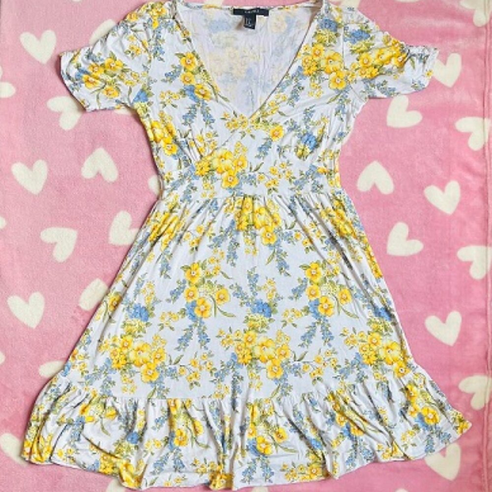 NBW F21 white mini dress with yellow and blue flowers size S